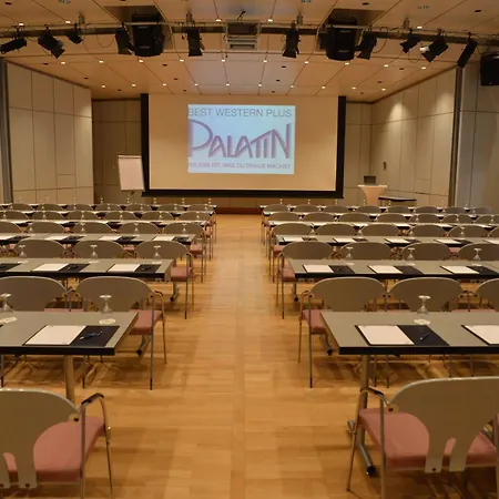 Western Palatin Kongresshotel 4*