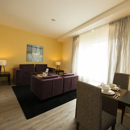 Western Palatin Kongresshotel فندق فيسلوخ