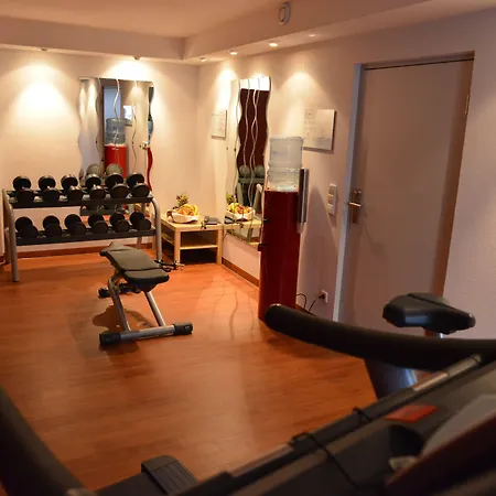 Western Palatin Kongresshotel فندق 4*