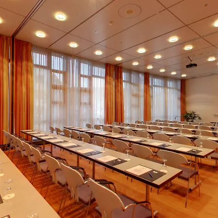 Western Palatin Kongresshotel 4*