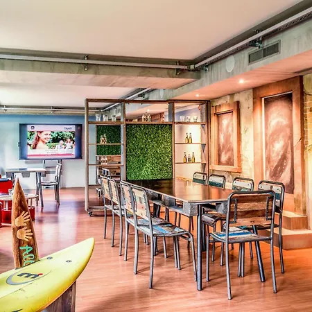 Western Palatin Kongresshotel فندق فيسلوخ
