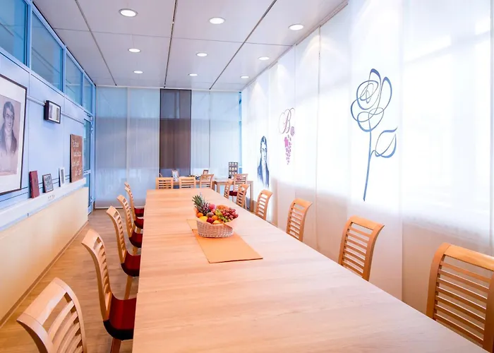 Western Palatin Kongresshotel فندق