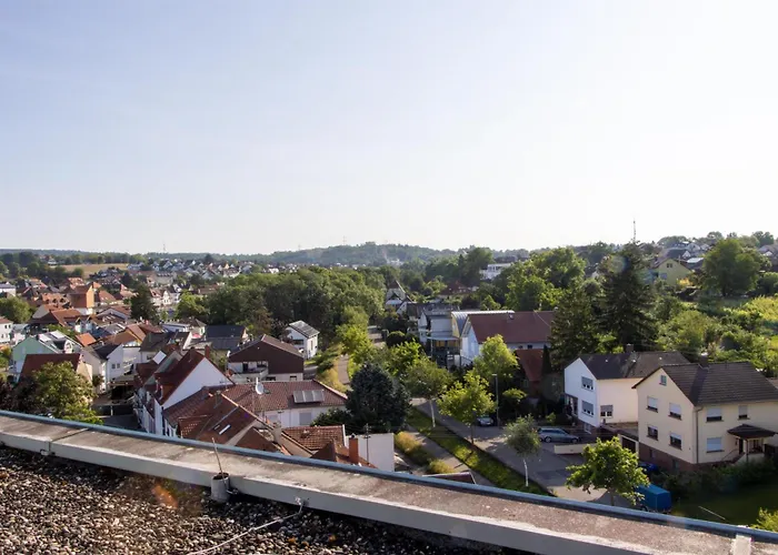 Western Palatin Kongresshotel فندق فيسلوخ