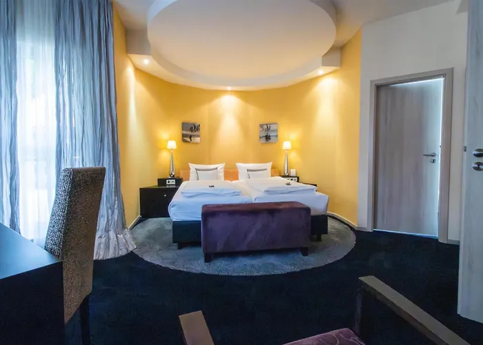 Western Palatin Kongresshotel فندق 4*