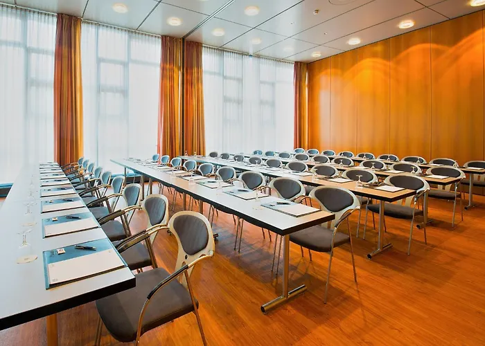 فندق Western Palatin Kongresshotel فيسلوخ